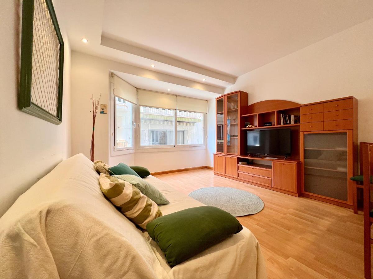 Prop De Mar A 60M De La Playa Apartman Calafell Kültér fotó