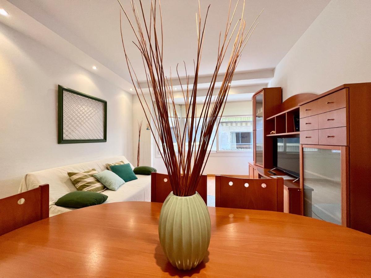 Prop De Mar A 60M De La Playa Apartman Calafell Kültér fotó