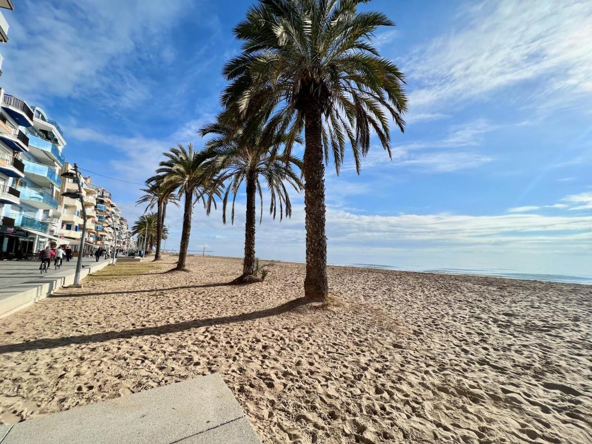 Prop De Mar A 60M De La Playa Apartman Calafell Kültér fotó